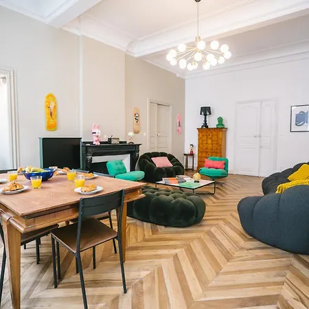 Luxueux-climatisation-3 Chambres-2sdb-garage -aj قرقشونه