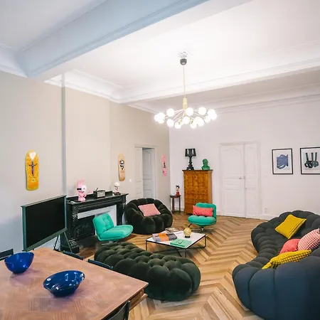 شقة Luxueux-climatisation-3 Chambres-2sdb-garage -aj
