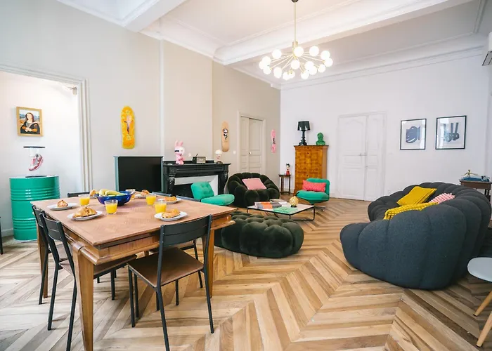 Luxueux-climatisation-3 Chambres-2sdb-garage -aj Carcassonne