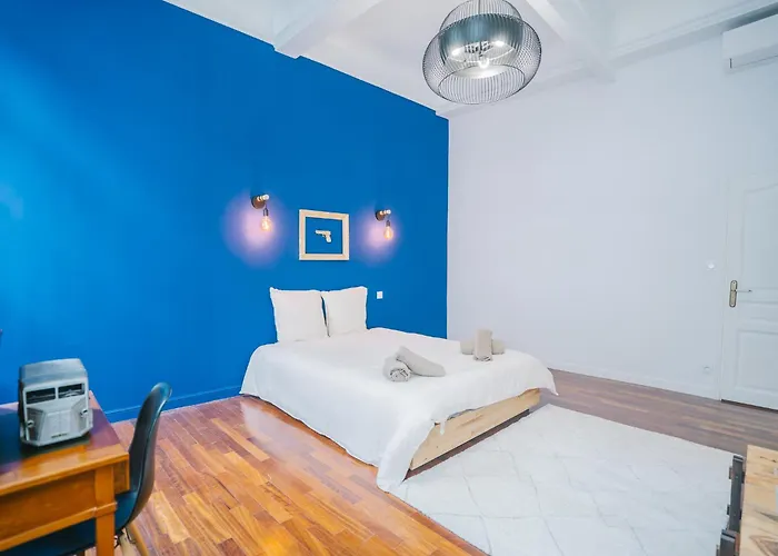 Apartment Luxueux-climatisation-3 Chambres-2sdb-garage -aj Carcassonne