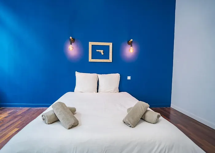 Апартаменты Luxueux-climatisation-3 Chambres-2sdb-garage -aj Каркассон