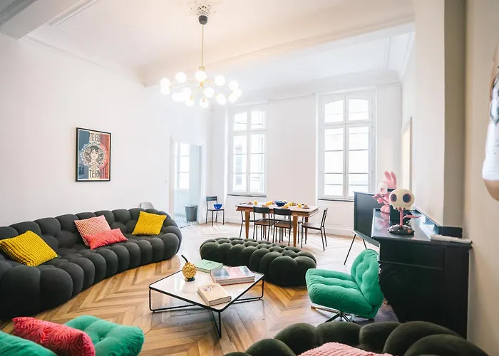 Luxueux-climatisation-3 Chambres-2sdb-garage -aj