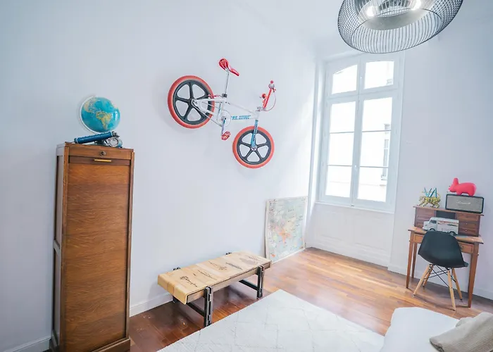 Luxueux-climatisation-3 Chambres-2sdb-garage -aj Apartment *